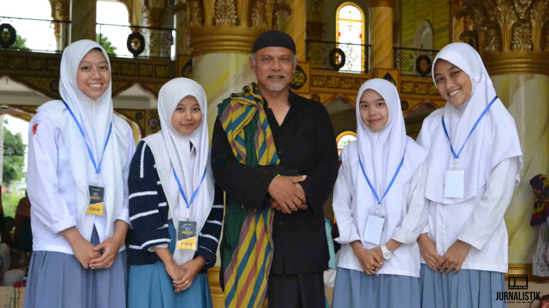 Foto Jurnalistik Crew yang bertugas bersama dengan KH. Abdul Malik Sanusi